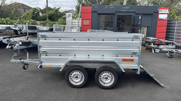 BRAND NEW 7,7FT X 4,2FT TWIN AXLE DOUBLE BROADSIDE TRAILER 750KG UN BRAKED