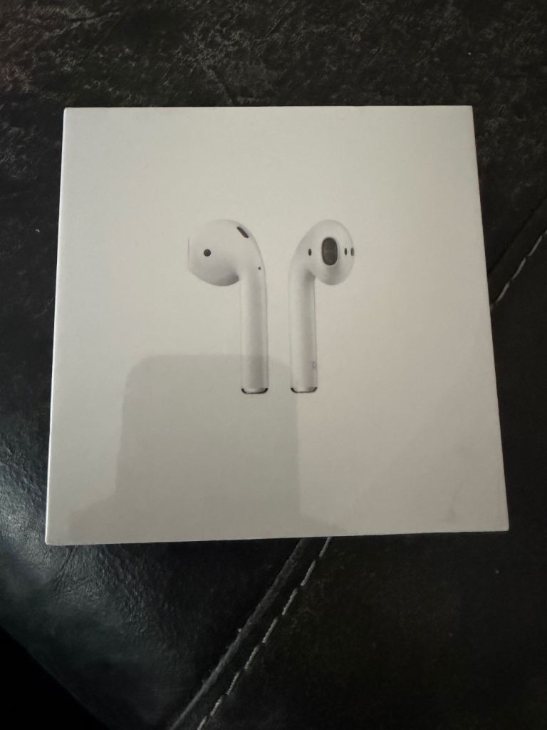Apple AirPods 2nd Gen