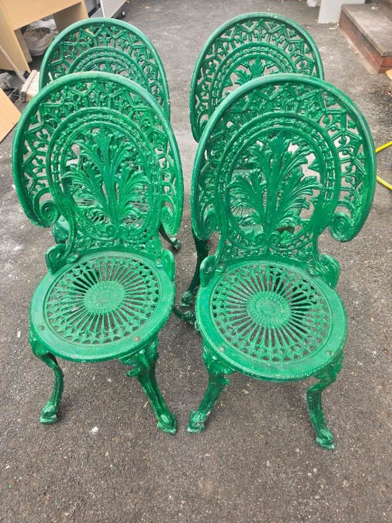 Cast Iron Garden Patio Table and Four Chairs Set