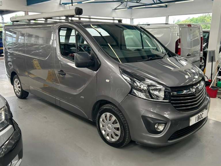 2016 Vauxhall Vivaro 1.6 CDTi 2900 Sportive L2 H1 Euro 5 5dr PANEL VAN Diesel Manual