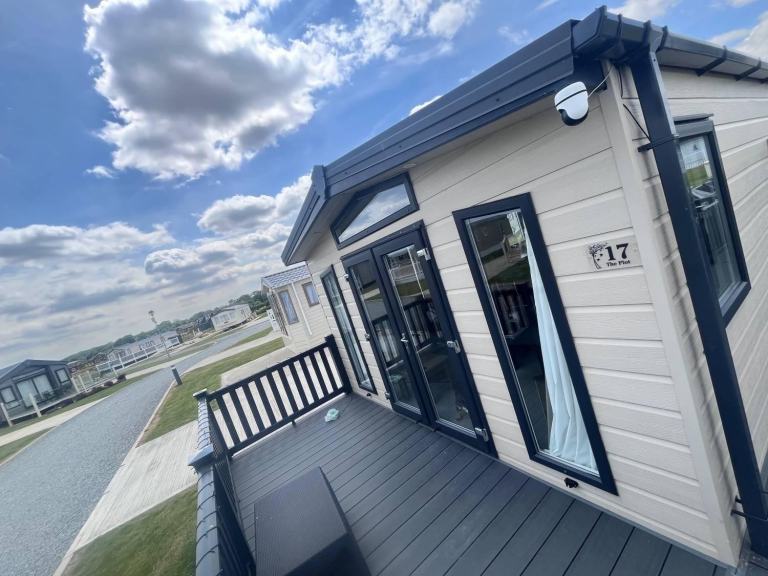 Love hazelwood in East Yorkshire  - Lodge / Caravan 