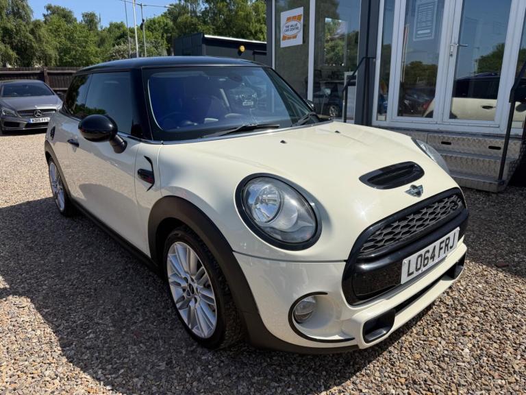 2015 MINI Hatch 2.0 Cooper S Euro 6 (s/s) 3dr HATCHBACK Petrol Manual