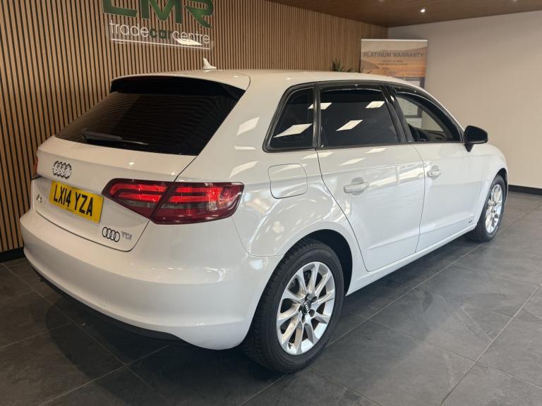 AUDI A3 1.6 TDI SE 2014