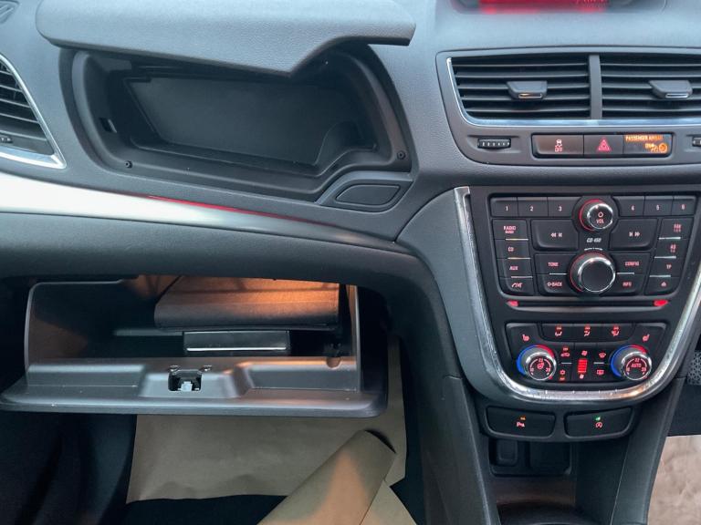 2016 Vauxhall Mokka 1.4T SE 5dr HATCHBACK PETROL Manual