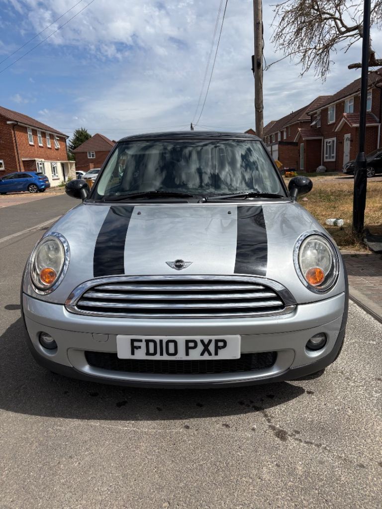 Mini, Hatchback, 2010, Semi-Auto, 1598 (cc), 3 doors