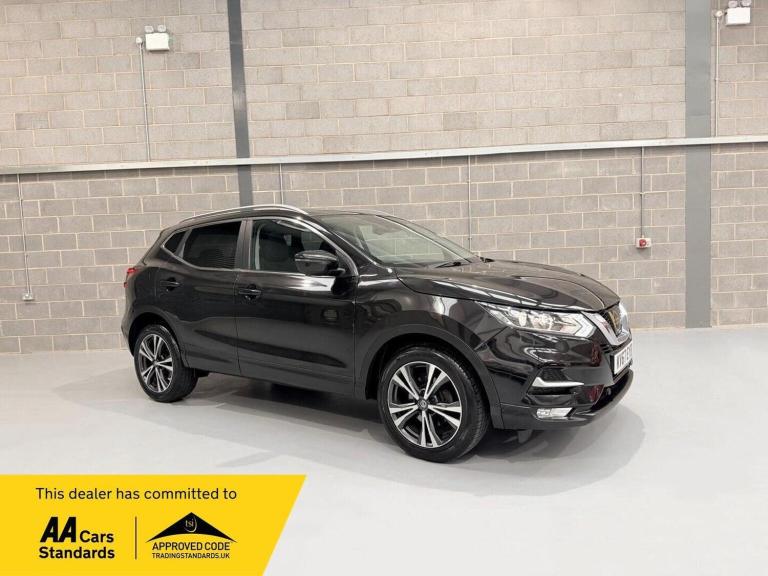 NISSAN QASHQAI 1.2 DIG-T N-Connecta Euro 6 (s/s) 5dr 2017