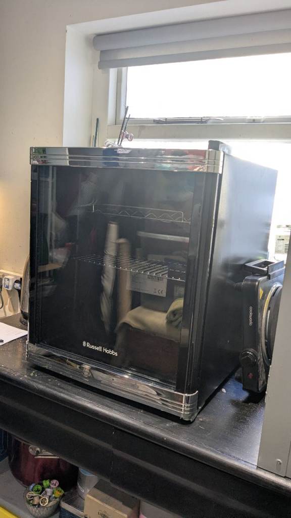 Russell Hobbs Wine Cooler - Black, Good Condition