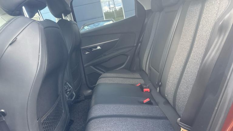2019 Peugeot 3008 1.2 PureTech Allure EAT Euro 6 (s/s) 5dr SUV Petrol Automatic