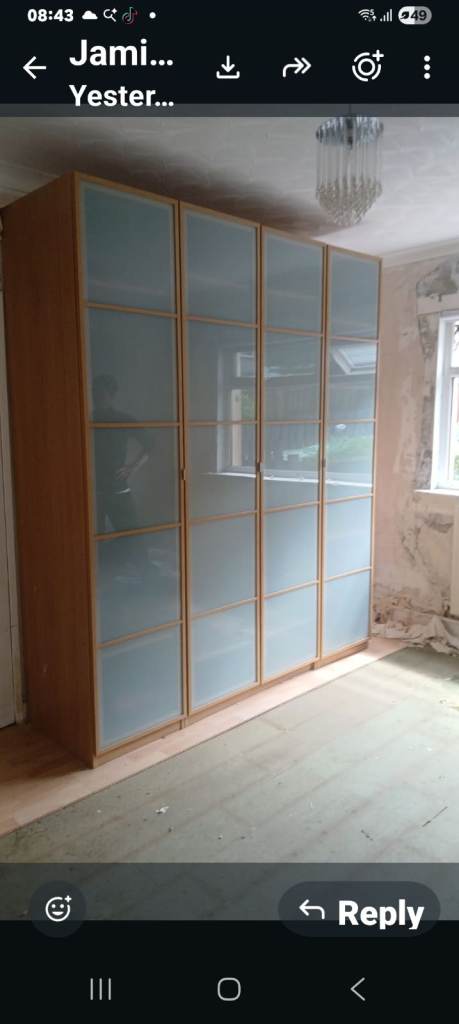 Wardrobe can be delivered if reasonal distance.at reasonable cost .