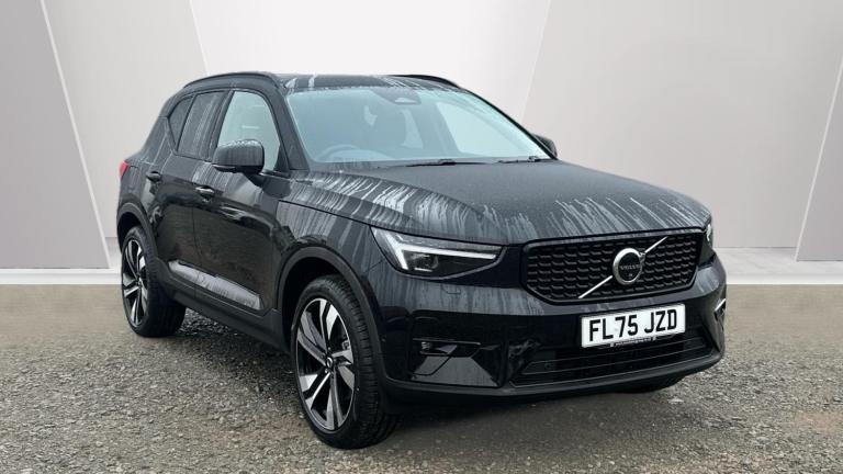 2025 Volvo XC40 Ultra, B3 Mild hybrid, Petrol, Dark ( Sunroof ) ESTATE Petrol/Electric Hybrid Aut...