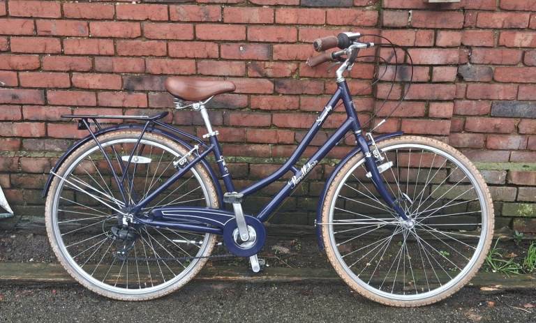 Ladies Pendleton Somerby hybrid aluminium frame townbike 