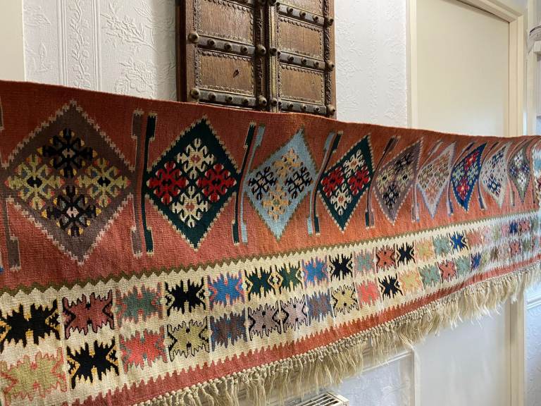 Handmade Turkish wool kilim rug.323cm x 57 cm.