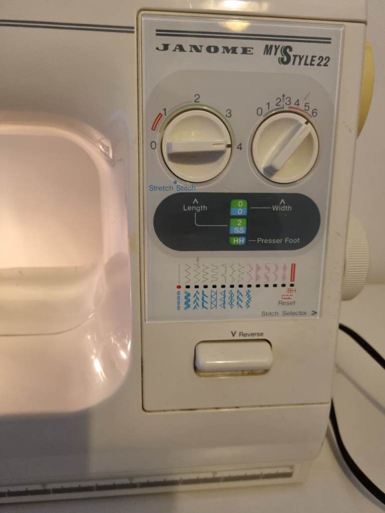 Janome my style 22 sewing machine 