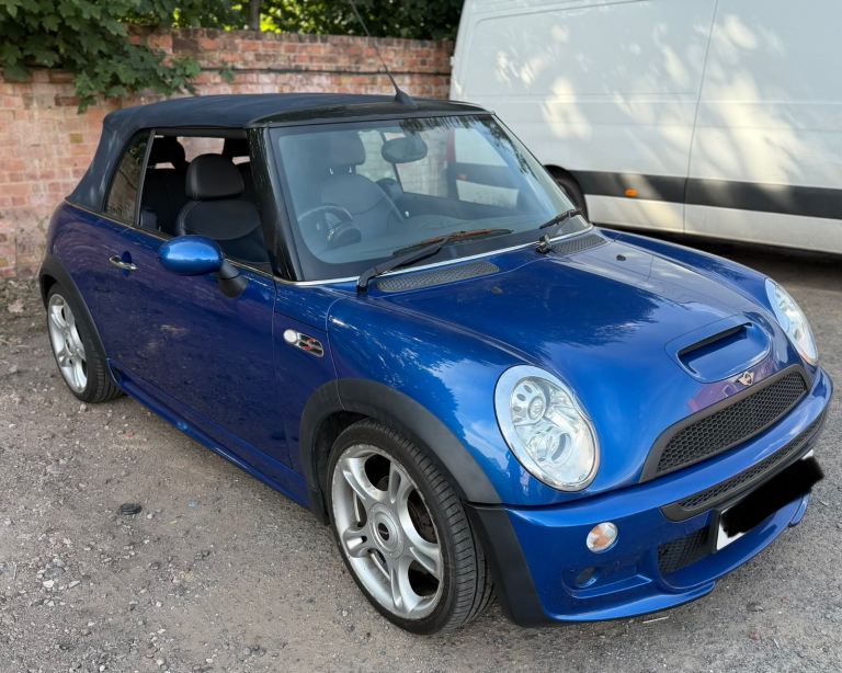Mini, CONVERTIBLE, Convertible, 2005, Manual, 1598 (cc), 2 doors