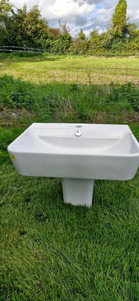 White Ceramic Sink Basin with semi-pedestal