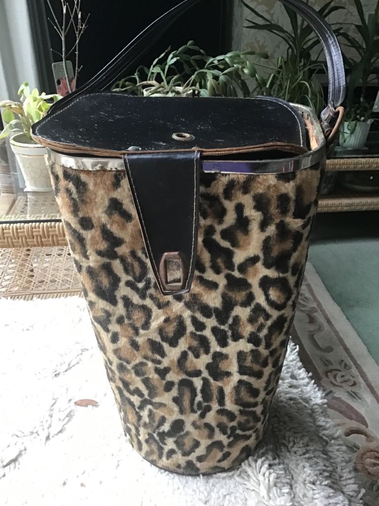 VINTAGE KNITTING STORAGE BOX/BAG