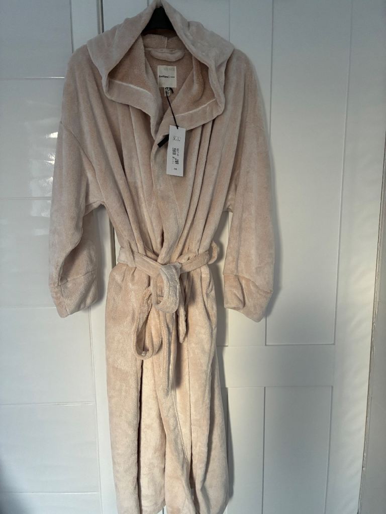 New River Island dressing gown, tag on, only £15