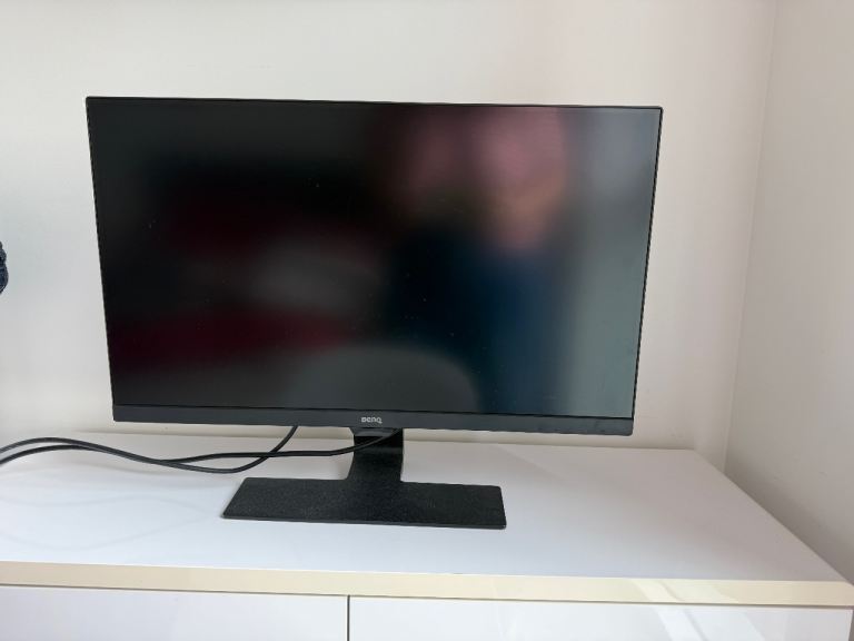 BENQ 27in 1080p MONITOR/SCREEN 