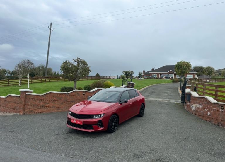 Vauxhall, ASTRA, Hatchback, 2023, Manual, 1199 (cc), 5 doors