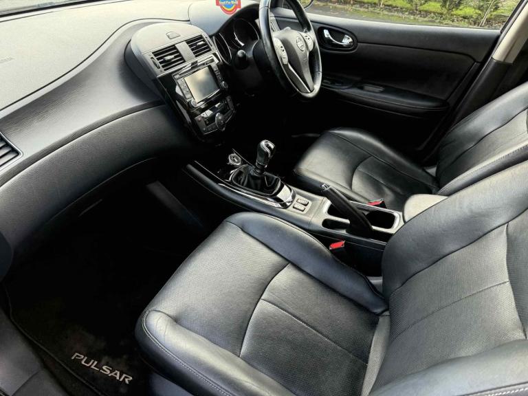 2015 Nissan Pulsar 1.2 DiG-T Tekna 5dr HATCHBACK Petrol Manual