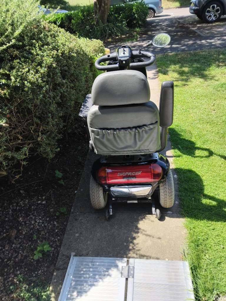 Mobility scooter 