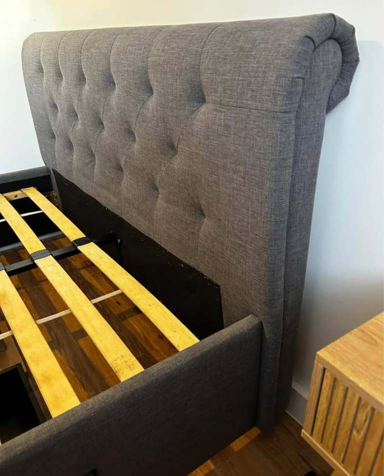 Double bed with storage 