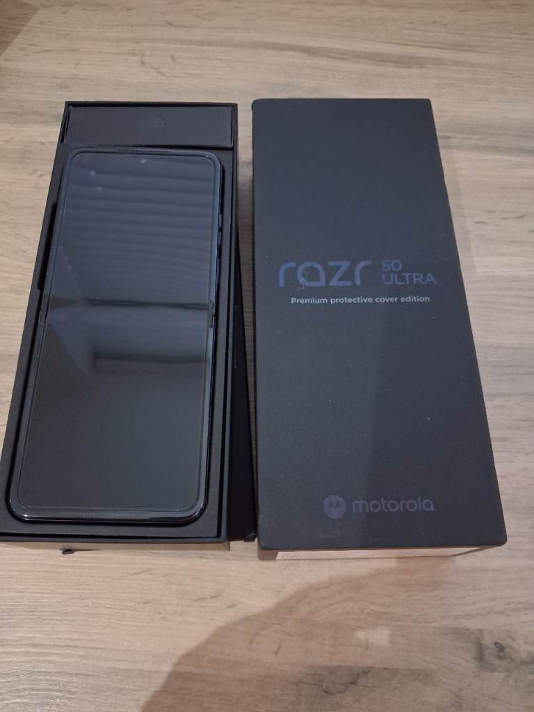Motorola Razr 50 Ultra Midnight Blue – Premium Protective Cover Edition