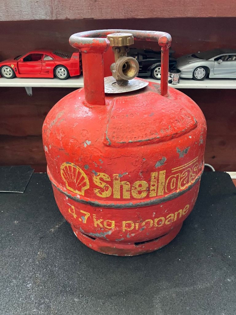 Free Empty Propane Gas Metal bottle (1978) scrap -BH91QN