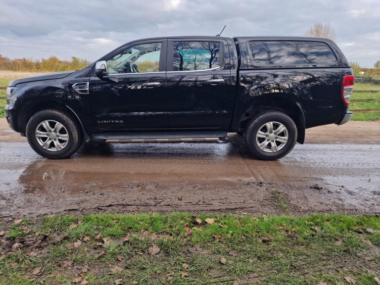 2022 Ford Ranger Automatic Black  Double Cab  Spares Repairs  2.0L  Clean B