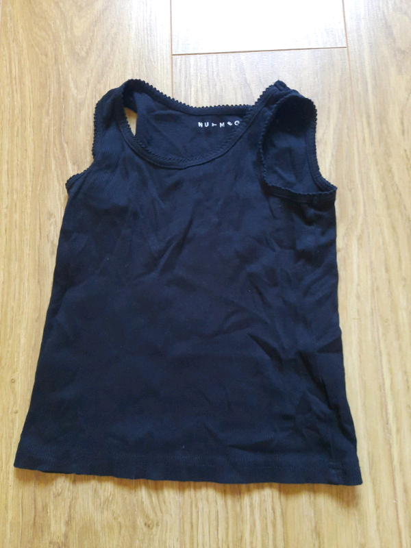 Age 7-8 girls black vest top.