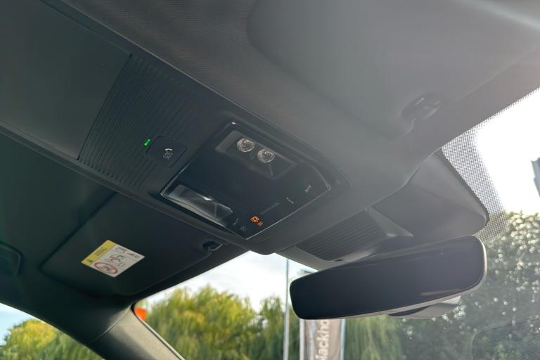  Volkswagen Tiguan 2.0 Tdi R Line Suv 5dr Diesel Dsg Euro 6 s/s 150 Ps Diesel