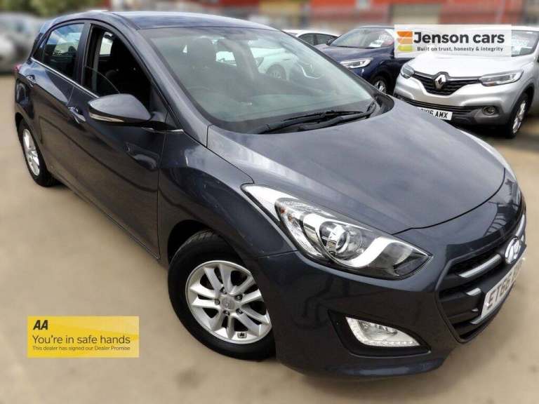 2016 Hyundai i30 1.6 CRDi Blue Drive SE Nav Hatchback 5dr Diesel Manual Euro 6 (s/s) (110 ps Hatc...