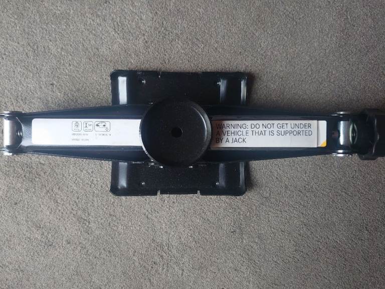 Scissor jack for a Mercedes-Benz car