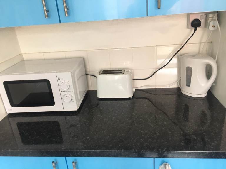 Big Size Double Room to Let in London Road, SS12 0AN, Wickford