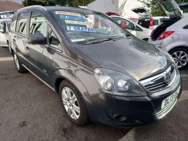 2013 Vauxhall Zafira 1.6 16V Design Euro 5 5dr (SNav) MPV Petrol Manual