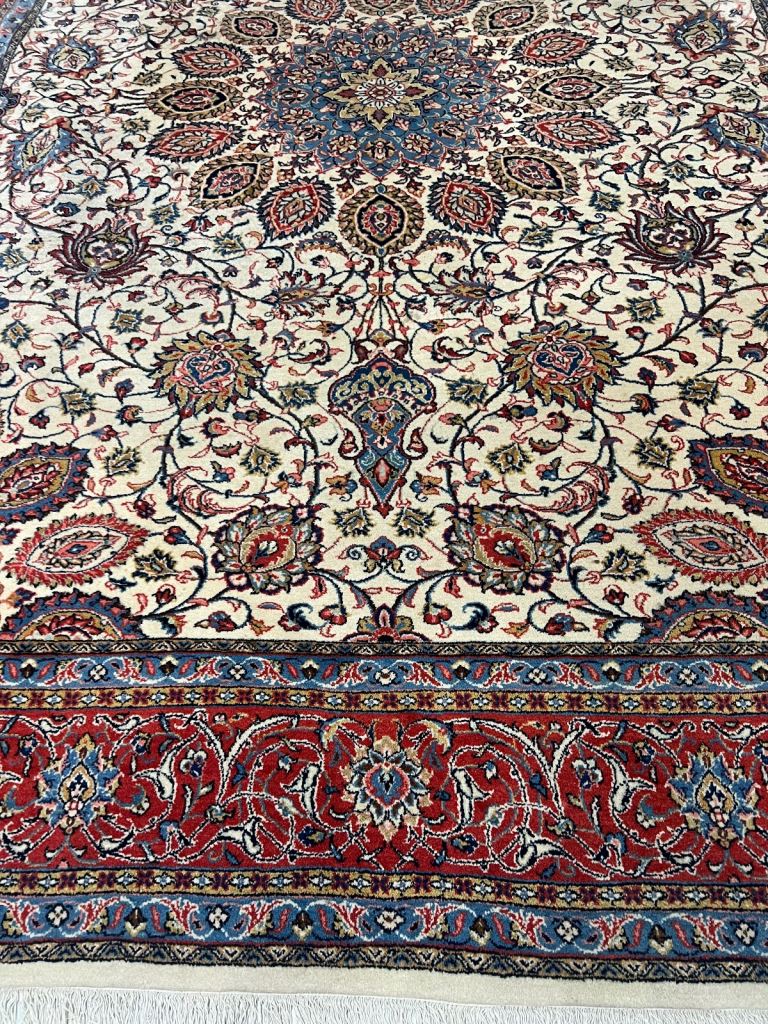 Persian sarouk rug 270x350cm
