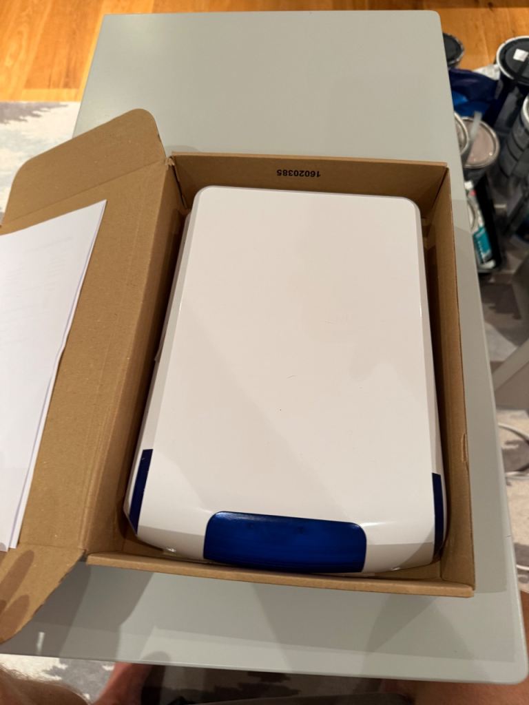 Eaton Scantronic SDR-WEXT-00 External Wired Alarm Siren and Strobe