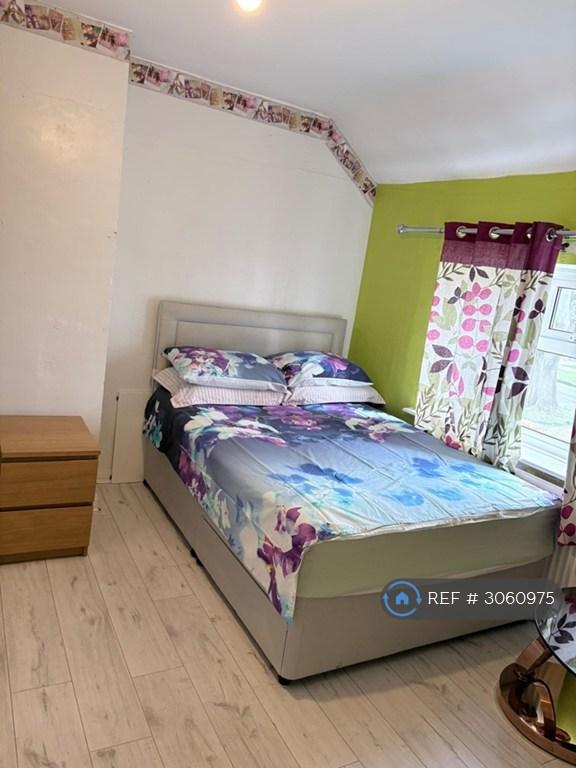 1 bedroom in Broadwalk, Bristol, BS4 (#3060975)
