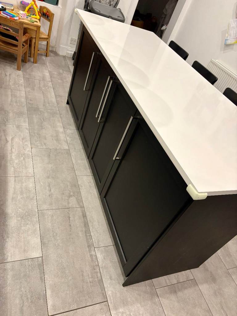 Quartz Worktop - White