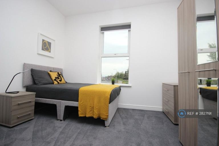 1 bedroom in Old Hall St, Bolton, BL4 (#2827191)