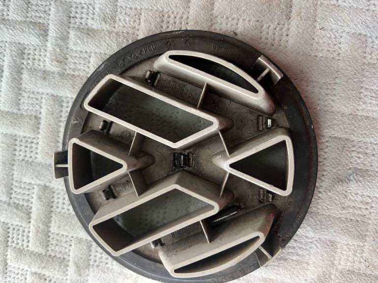 VW badge 