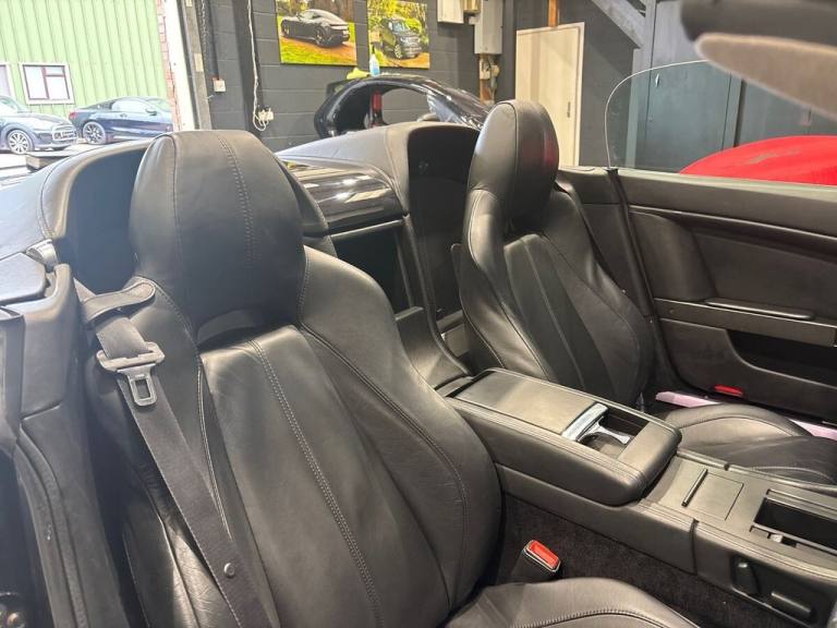 2011 Aston Martin Vantage 4.7 V8 Roadster 2dr Petrol Sportshift Euro 4 (420 bhp) Convertible Petr...