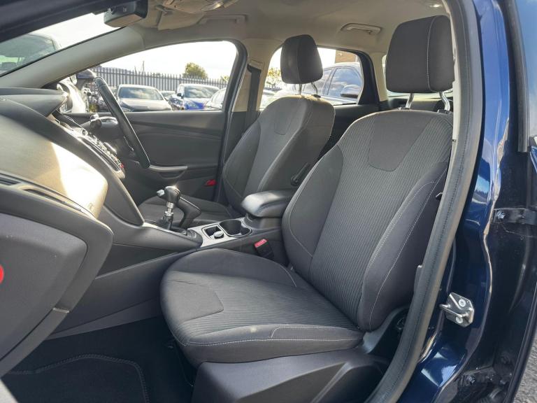 2013 Ford Focus 2.0 TDCi Titanium Euro 5 5dr ESTATE Diesel Manual