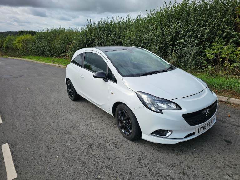 2019 Vauxhall Corsa Griffin 1.4 Petrol | 3 Door | Sat Nav | Heated Seats & Wheel | £3,495