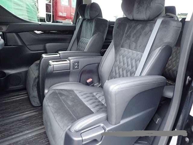 Toyota Alphard 2.5 black auto c pack 7 seat jap import 34k miles due in febuary