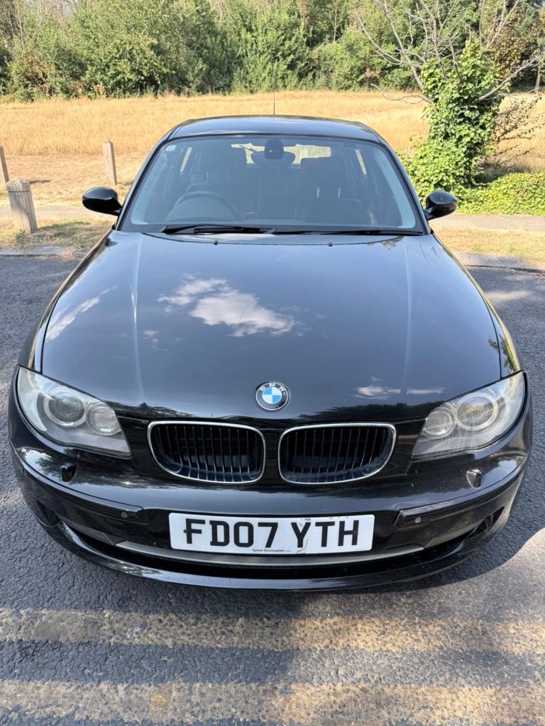 BMW 1 SERIES Sports Car 120i, Hatchback, Automatic, 1995 (cc), 5 doors