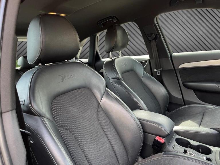 AUDI Q3 2.0 TDI S line Euro 5 (s/s) 5dr 2012