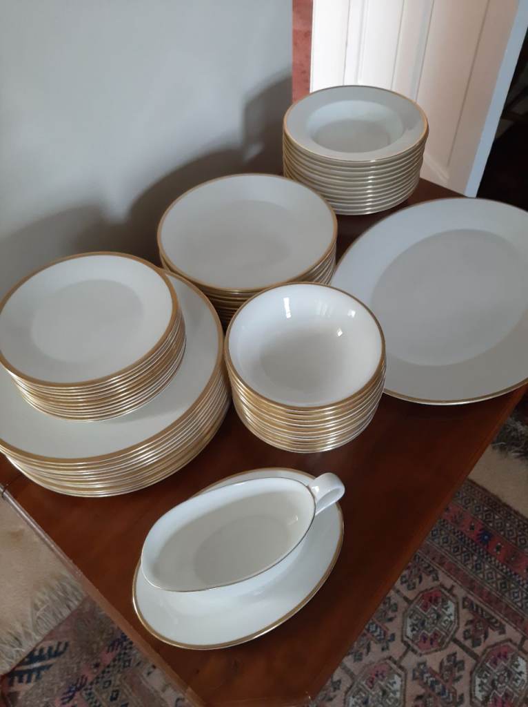 image for Minton 'Horizon' 12 place setting bone china dinner service