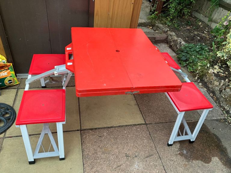 Red Fold-Out Picnic Table with 4 Seats – Good Condition