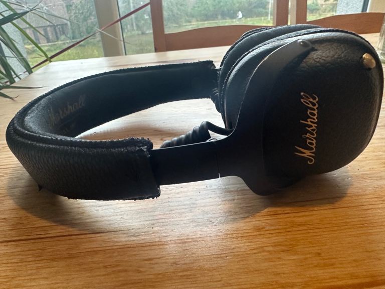 Marshall headphones 